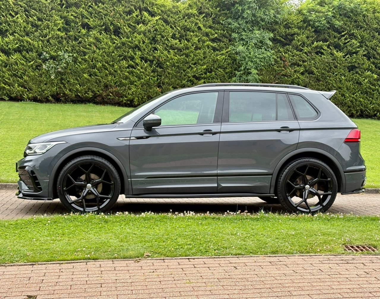 2023 VOLKSWAGEN TIGUAN 1.5 TSI R-Line Edition SUV 5dr Petrol DSG Euro 6 (s/s) (150 ps) - vehicle photo 8 for sale on PureCar