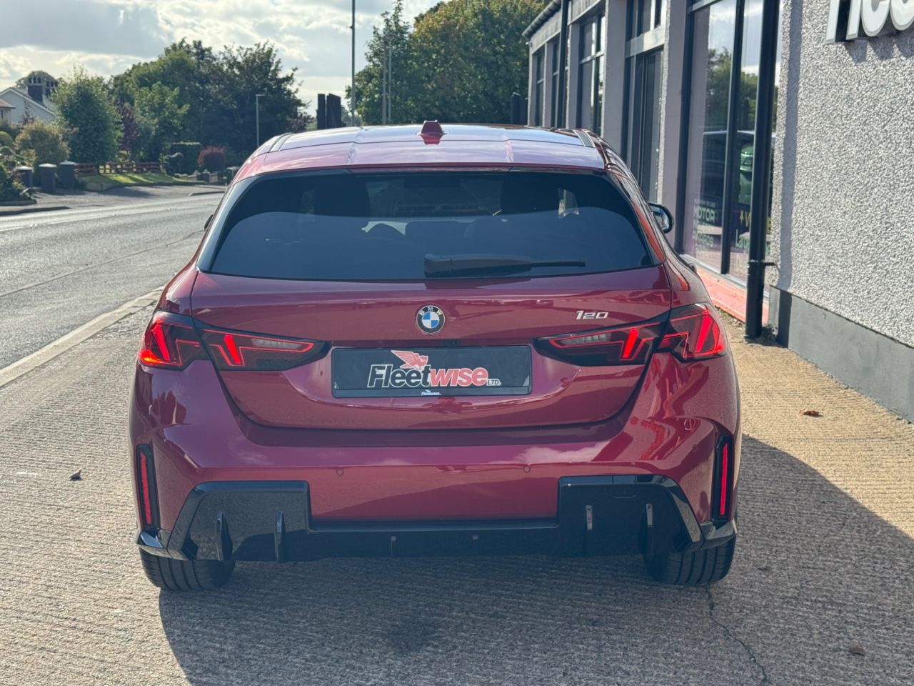 2026 BMW 1 SERIES 1.5 120i MHT M Sport Hatchback 5dr Petrol Hybrid DCT Euro 6 (s/s) (170 ps) - vehicle photo 5 for sale on PureCar