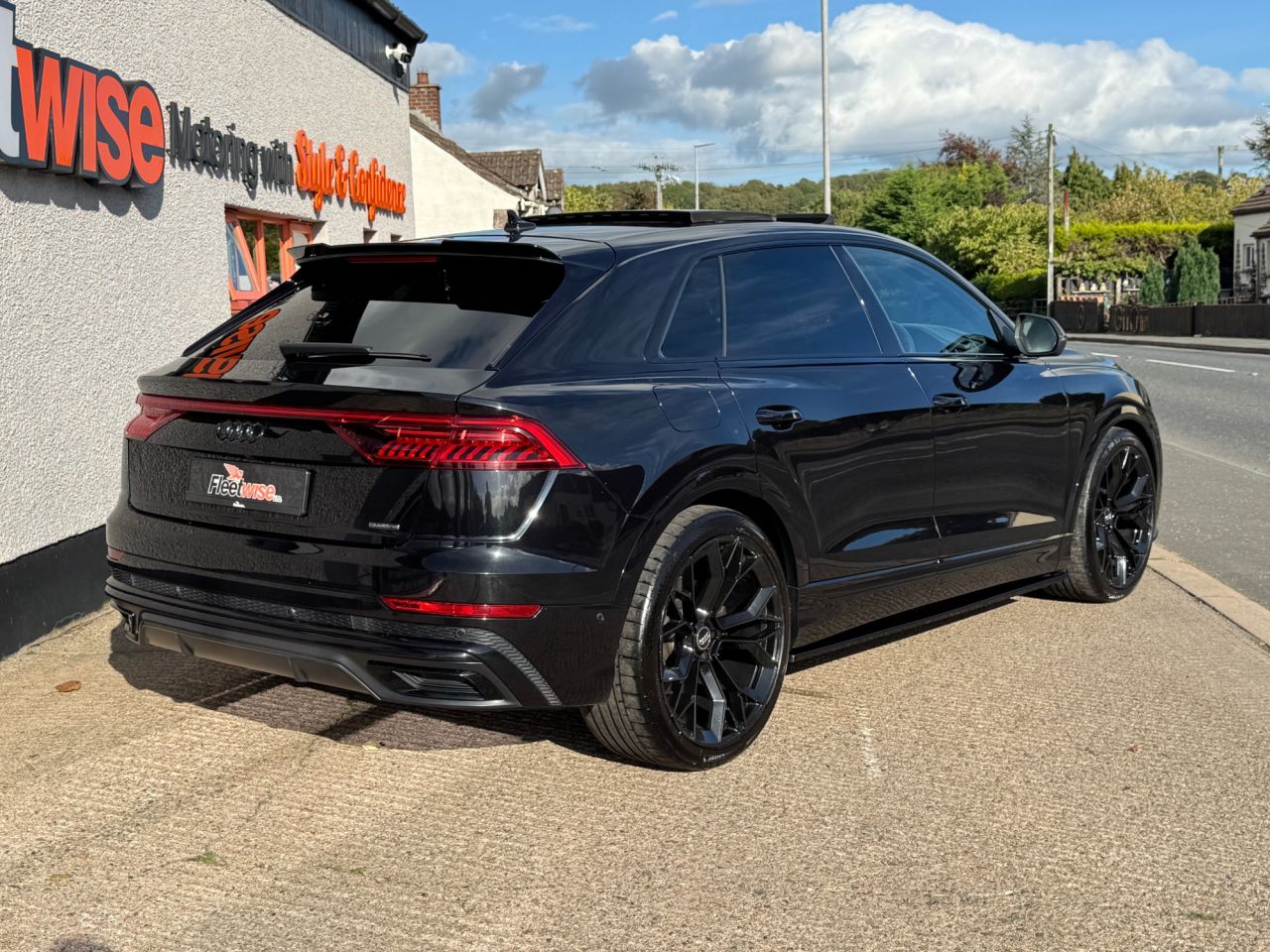 2020 AUDI Q8 3.0 TDI V6 50 Vorsprung SUV 5dr Diesel Tiptronic quattro Euro 6 (s/s) (286 - vehicle photo 4 for sale on PureCar