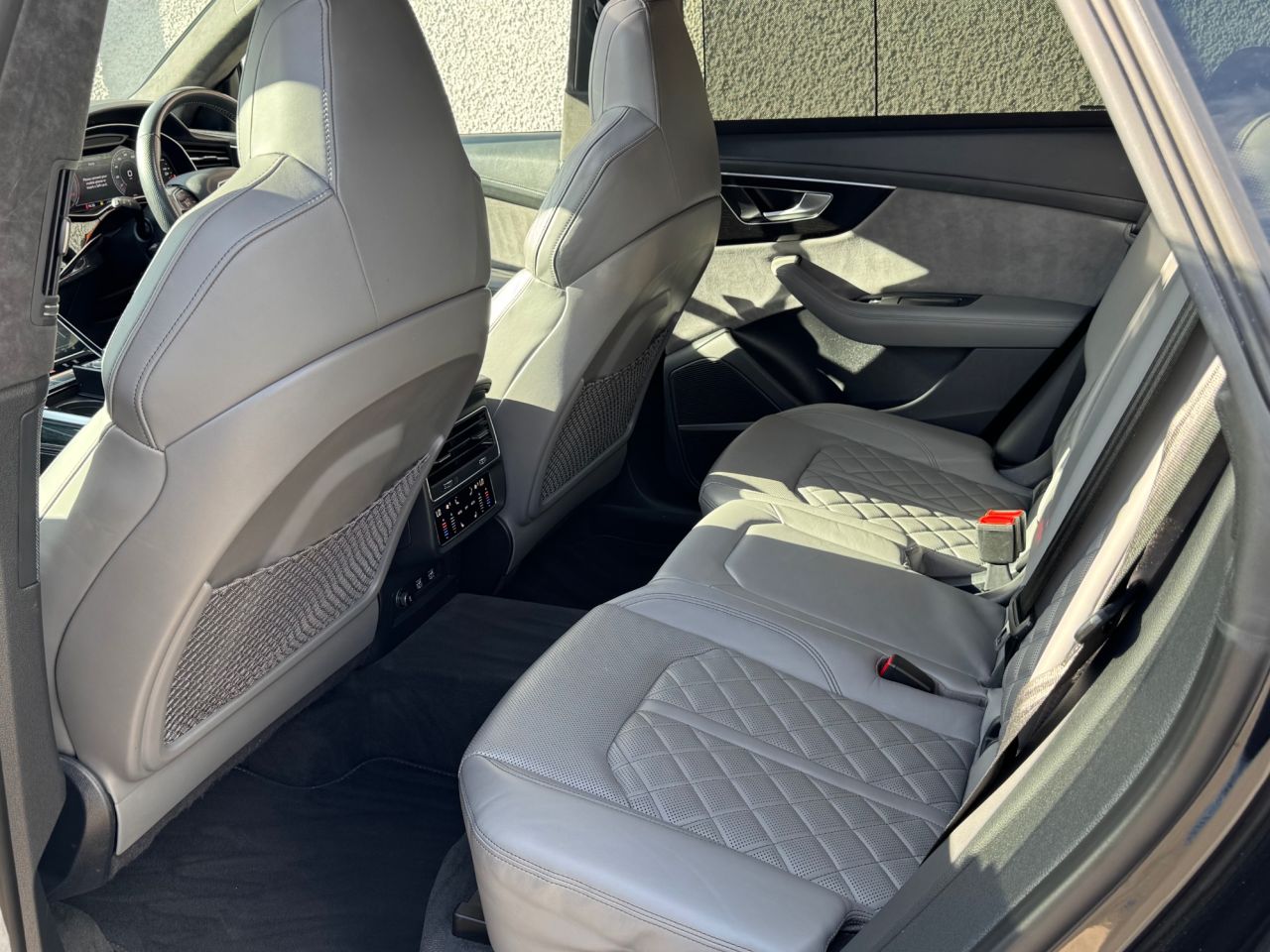 2020 AUDI Q8 3.0 TDI V6 50 Vorsprung SUV 5dr Diesel Tiptronic quattro Euro 6 (s/s) (286 - vehicle photo 8 for sale on PureCar