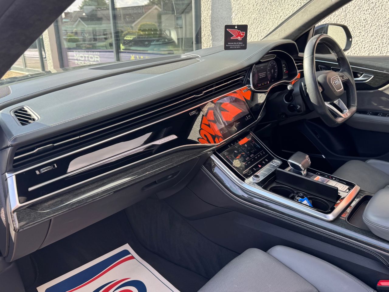 2020 AUDI Q8 3.0 TDI V6 50 Vorsprung SUV 5dr Diesel Tiptronic quattro Euro 6 (s/s) (286 - vehicle photo 10 for sale on PureCar