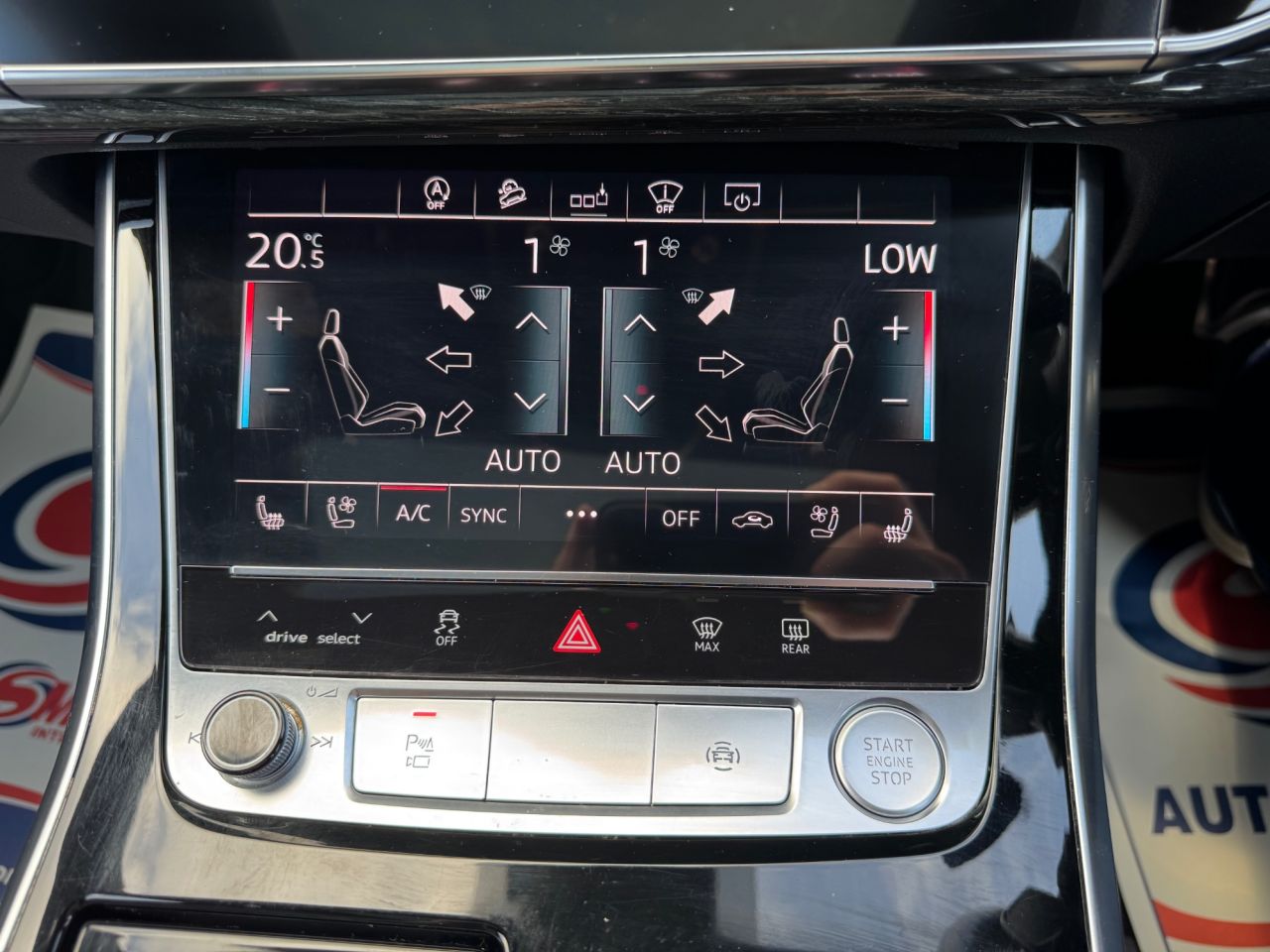 2020 AUDI Q8 3.0 TDI V6 50 Vorsprung SUV 5dr Diesel Tiptronic quattro Euro 6 (s/s) (286 - vehicle photo 24 for sale on PureCar