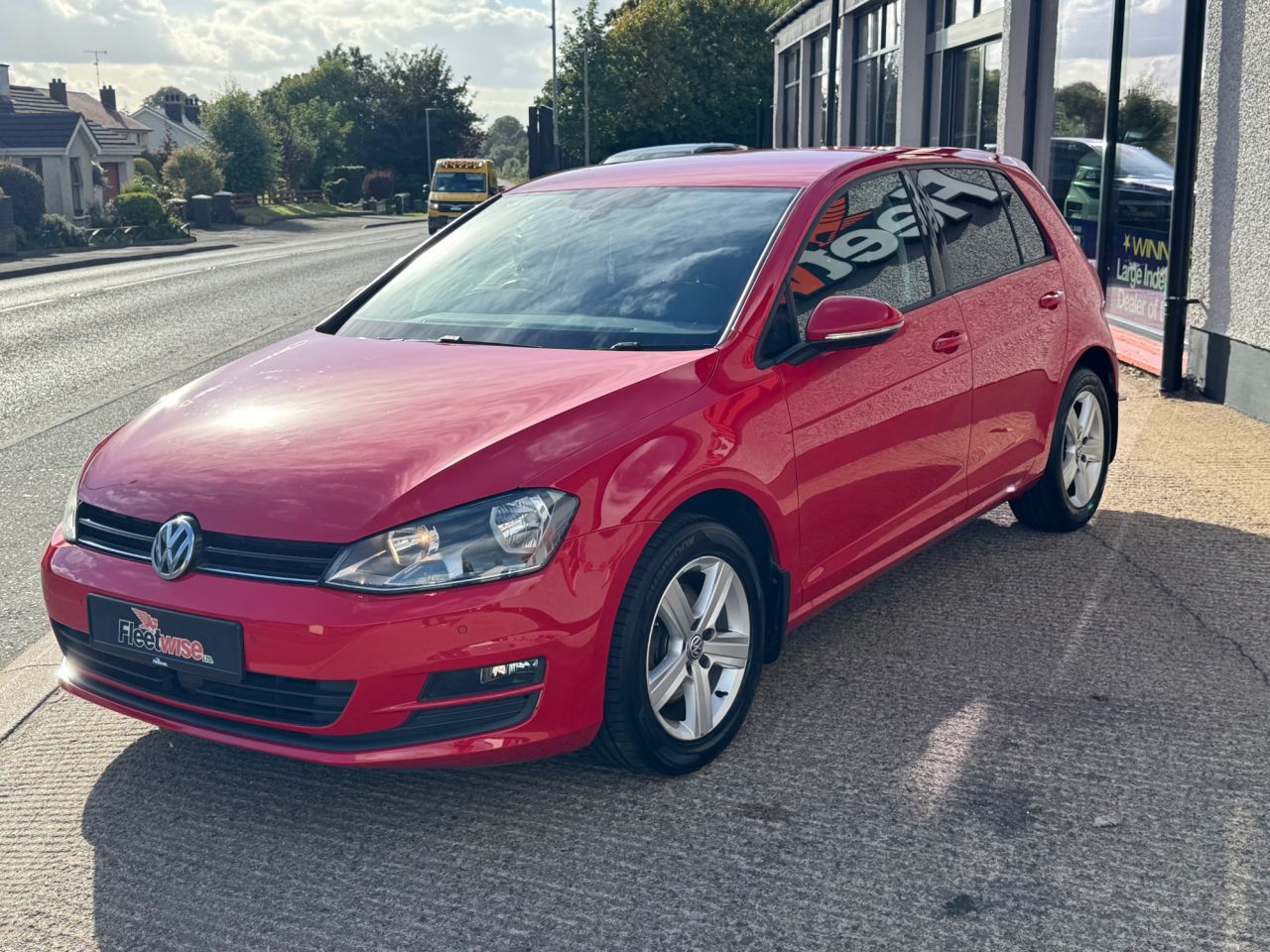 2016 VOLKSWAGEN GOLF 1.6 TDI BlueMotion Tech Match Hatchback 5dr Diesel Manual Euro 6 (s/s) (110 - vehicle photo 3 for sale on PureCar