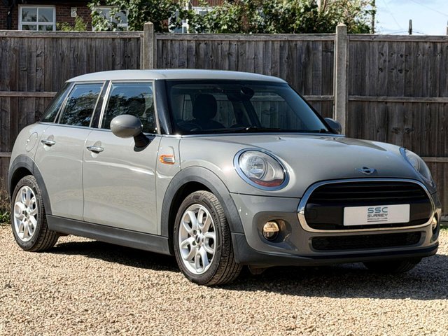 2016 MINI Hatch