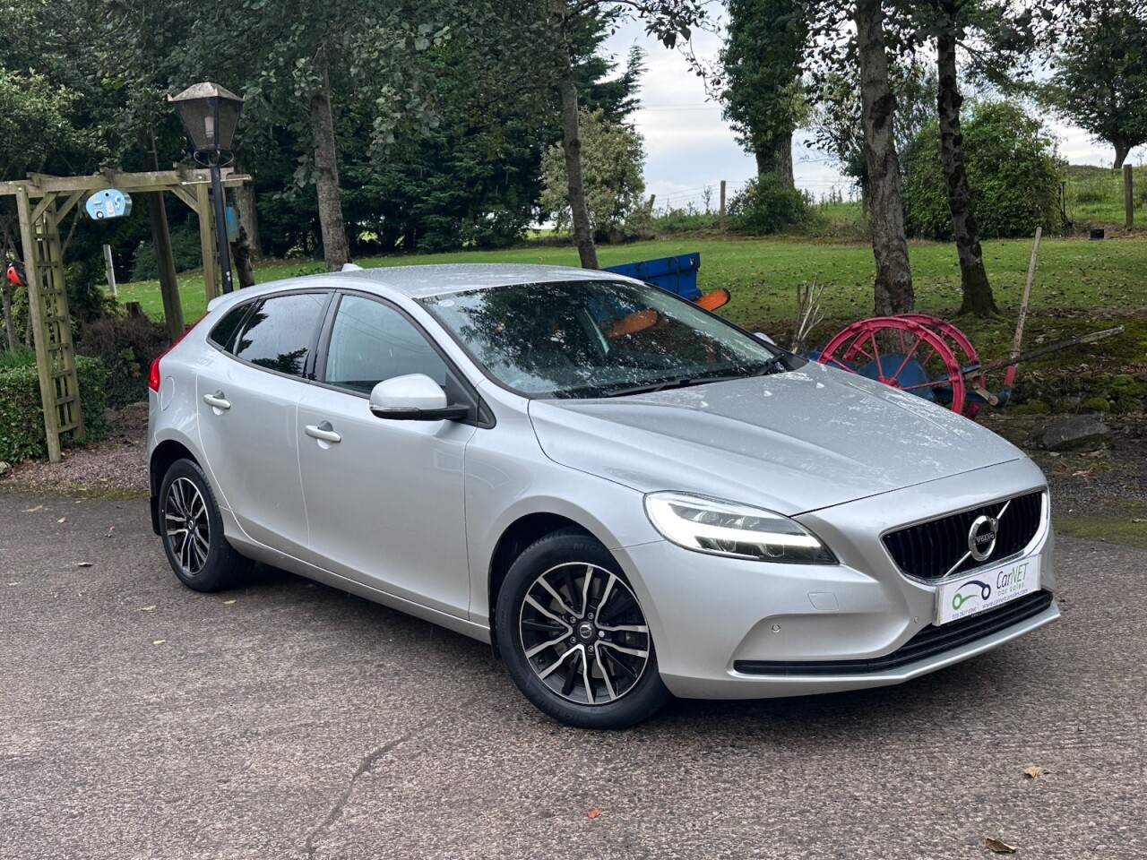 2019 VOLVO V40 1.5 T2 Momentum Edition Hatchback 5dr Petrol Auto Euro 6 (s/s) (122 ps) - vehicle photo 7 for sale on PureCar