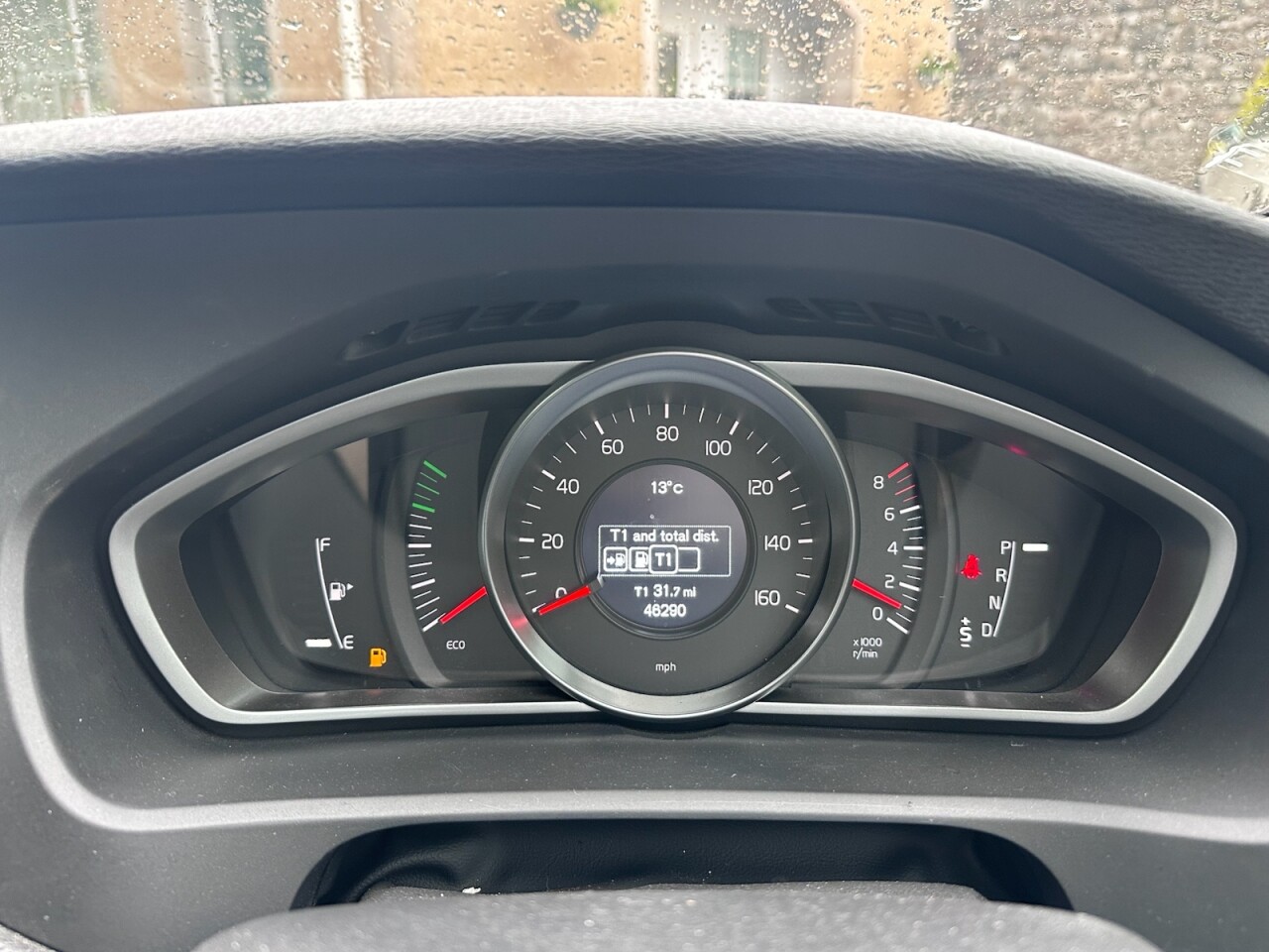 2019 VOLVO V40 1.5 T2 Momentum Edition Hatchback 5dr Petrol Auto Euro 6 (s/s) (122 ps) - vehicle photo 16 for sale on PureCar