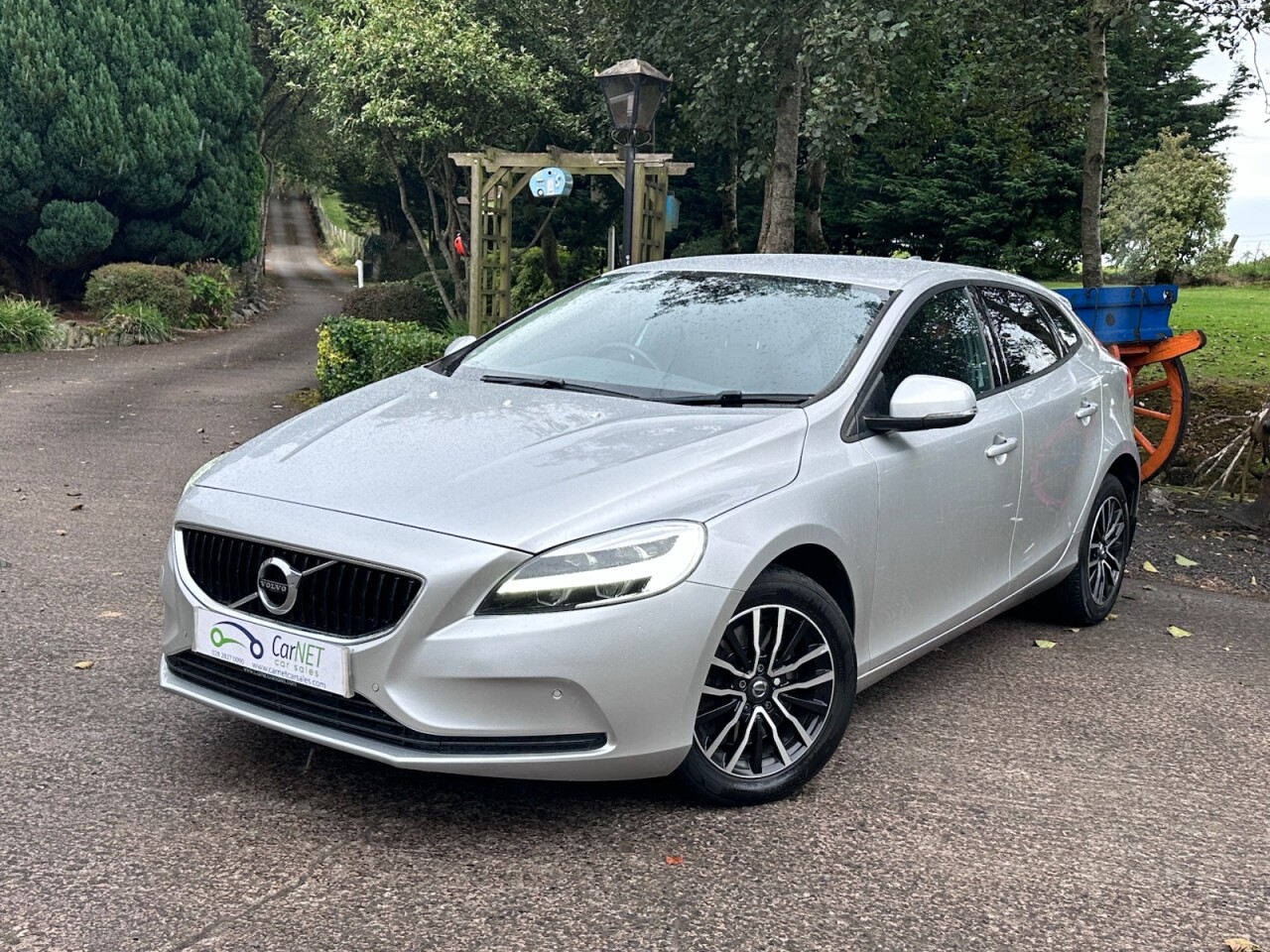 2019 VOLVO V40 1.5 T2 Momentum Edition Hatchback 5dr Petrol Auto Euro 6 (s/s) (122 ps) - vehicle photo 17 for sale on PureCar