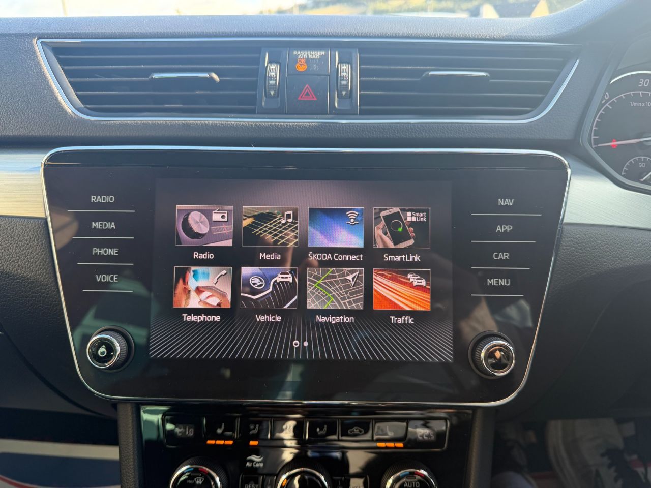 2018 SKODA SUPERB 1.6 TDI SE Technology Hatchback 5dr Diesel DSG Euro 6 (s/s) (120 ps) - vehicle photo 14 for sale on PureCar