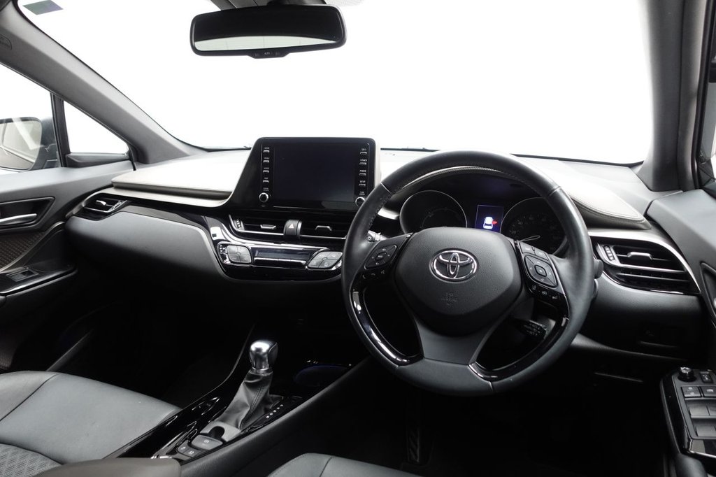 2021 Toyota C-HR — image 8