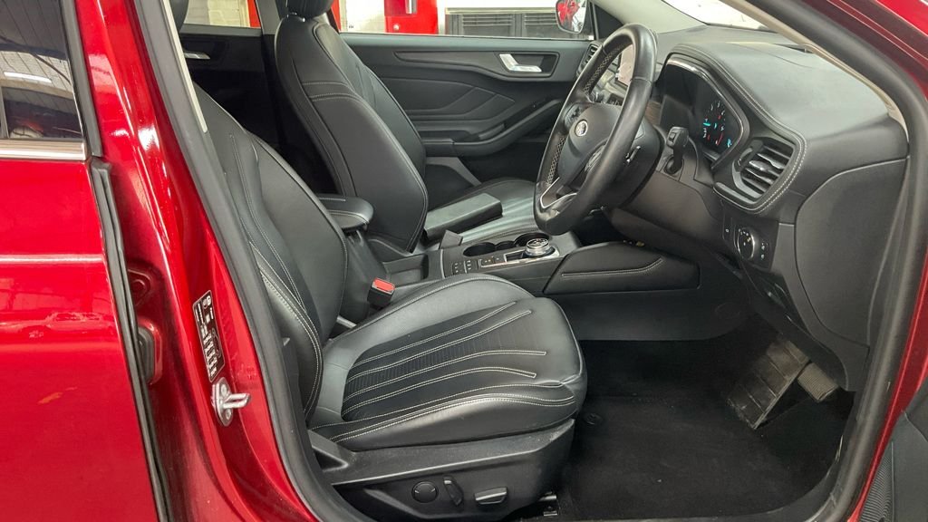2019 Ford Focus — image 3