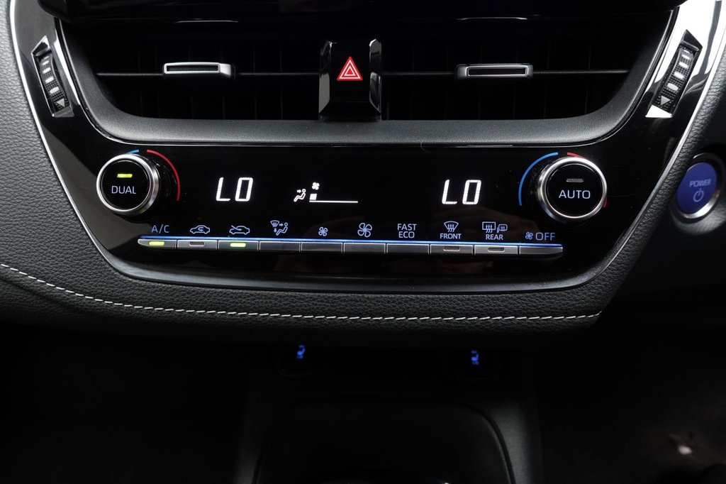 2022 Toyota Corolla — image 21