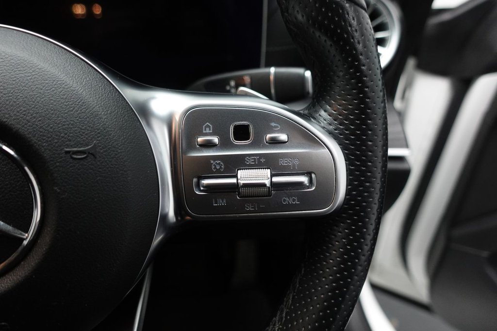 2019 Mercedes-Benz E-Class — image 28