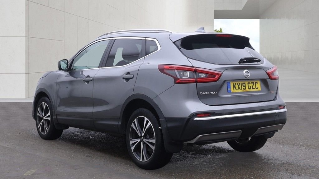 2019 Nissan Qashqai — image 2