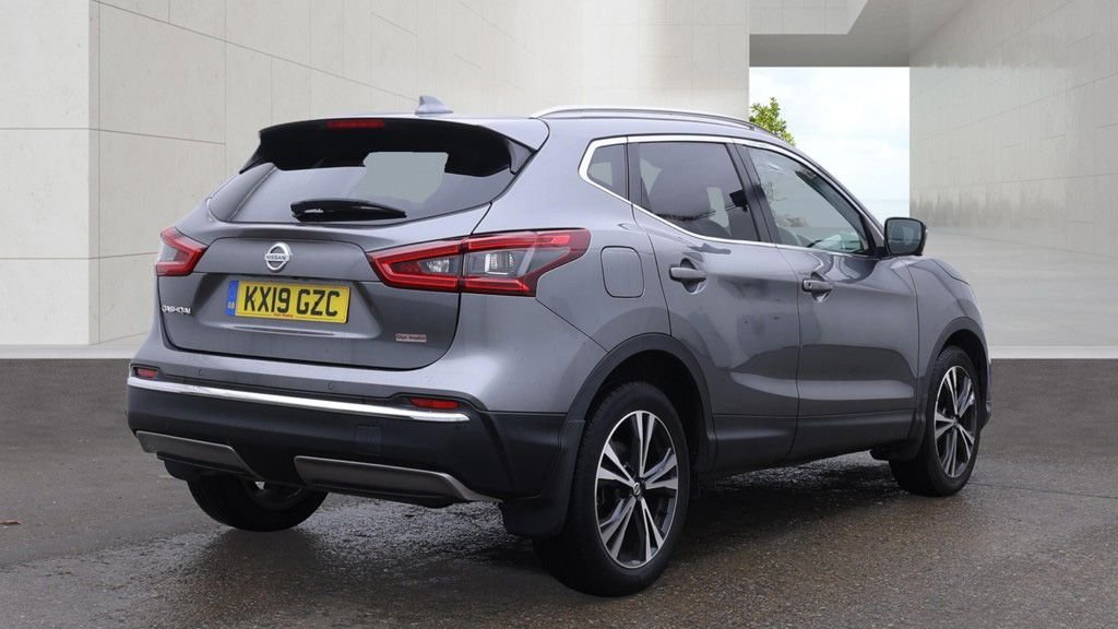 2019 Nissan Qashqai — image 3