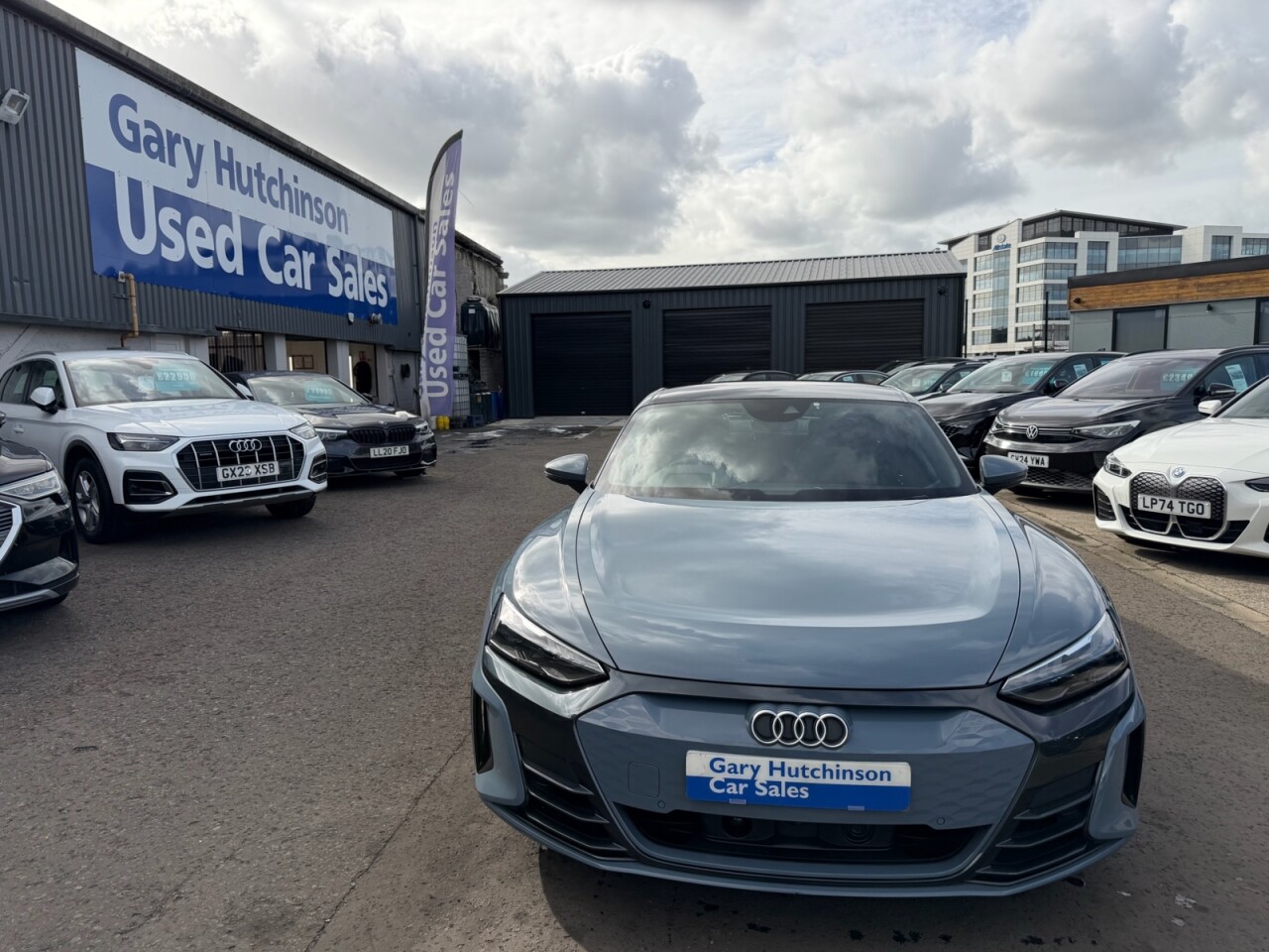 2023 AUDI E-TRON GT 93.4kWh Saloon 4dr Electric Auto quattro (476 ps) ONLY 28874 GENUINE LOW MI - vehicle photo 11 for sale on PureCar