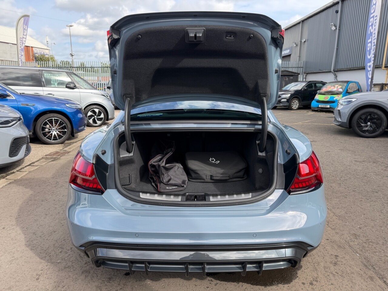 2023 AUDI E-TRON GT 93.4kWh Saloon 4dr Electric Auto quattro (476 ps) ONLY 28874 GENUINE LOW MI - vehicle photo 41 for sale on PureCar