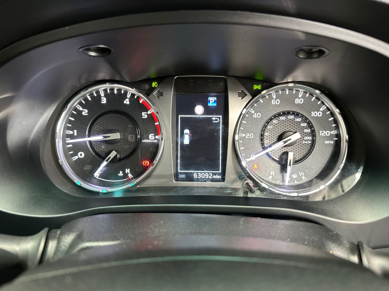 2022 TOYOTA HILUX 2.8 D-4D Invincible Pickup Double Cab 4dr Diesel Auto 4WD Euro 6 (s/s) (204 - vehicle photo 21 for sale on PureCar