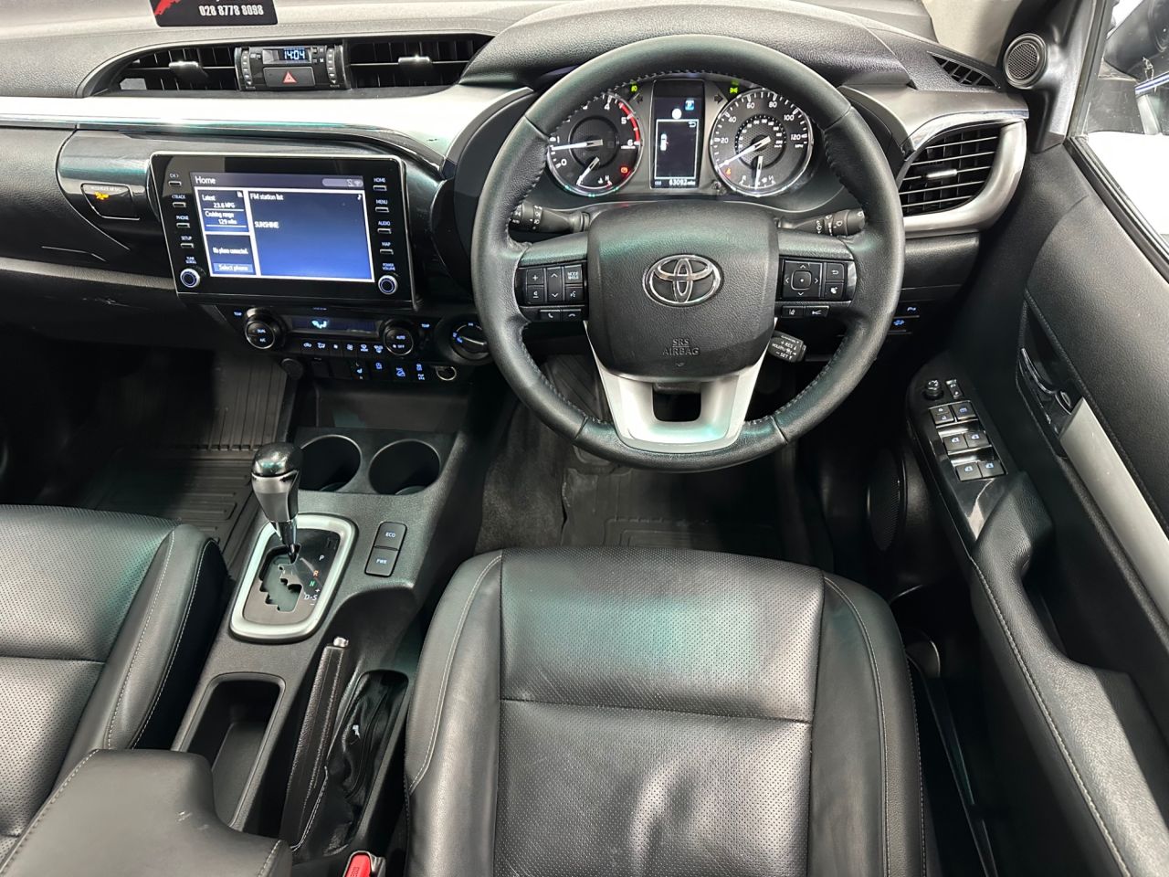 2022 TOYOTA HILUX 2.8 D-4D Invincible Pickup Double Cab 4dr Diesel Auto 4WD Euro 6 (s/s) (204 - vehicle photo 26 for sale on PureCar