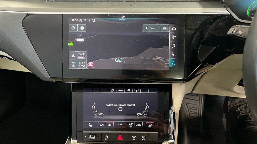 2020 Audi E-Tron — image 8