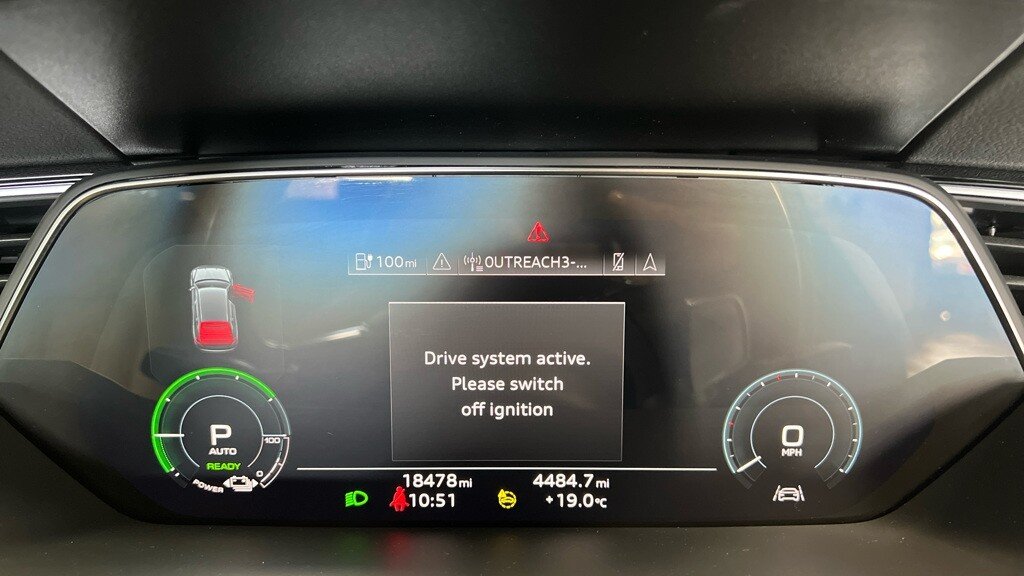 2020 Audi E-Tron — image 9