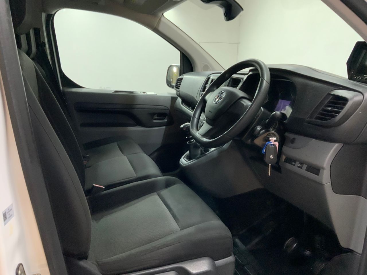 2022 VAUXHALL VIVARO 1.5 Turbo D 2700 Sportive Panel Van 6dr Diesel Manual L1 H1 Euro 6 (s/s) (1 - vehicle photo 14 for sale on PureCar