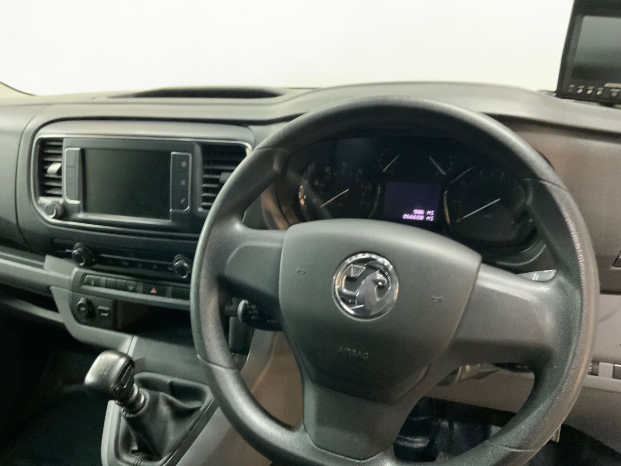 2022 VAUXHALL VIVARO 1.5 Turbo D 2700 Sportive Panel Van 6dr Diesel Manual L1 H1 Euro 6 (s/s) (1 - vehicle photo 16 for sale on PureCar