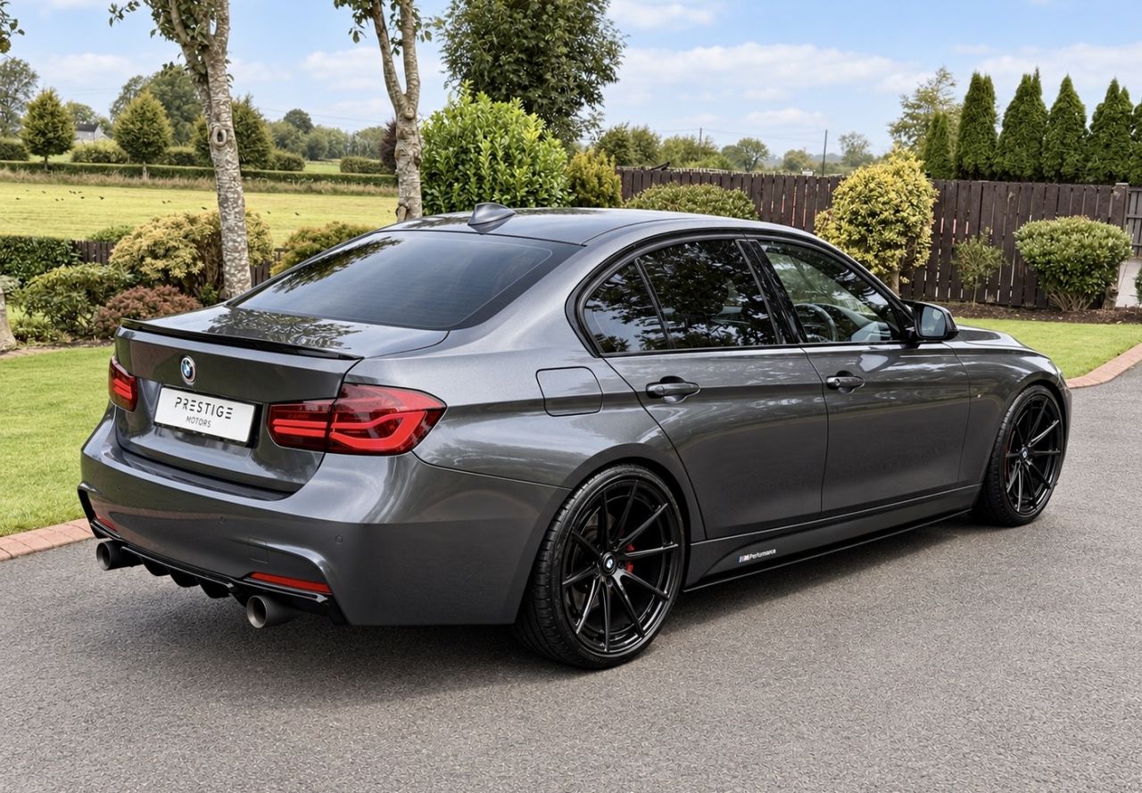 2016 BMW 3 SERIES 3.0 330d M Sport Saloon 4dr Diesel Auto Euro 6 (s/s) (258 ps) LCI MODEL + X - vehicle photo 6 for sale on PureCar