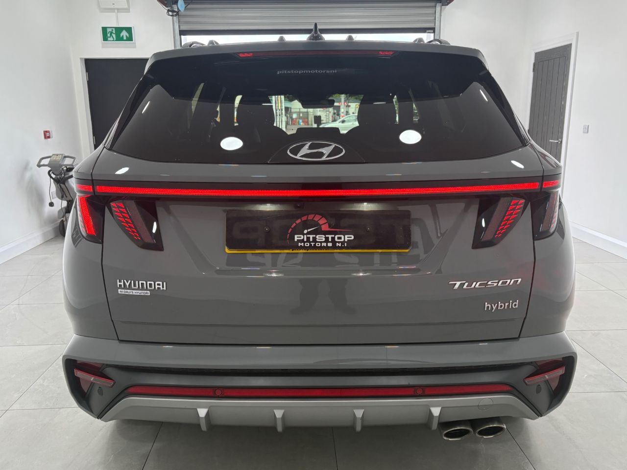 2022 HYUNDAI TUCSON 1.6 h T-GDi N Line SUV 5dr Petrol Hybrid Auto Euro 6 (s/s) (230 ps) - vehicle photo 11 for sale on PureCar