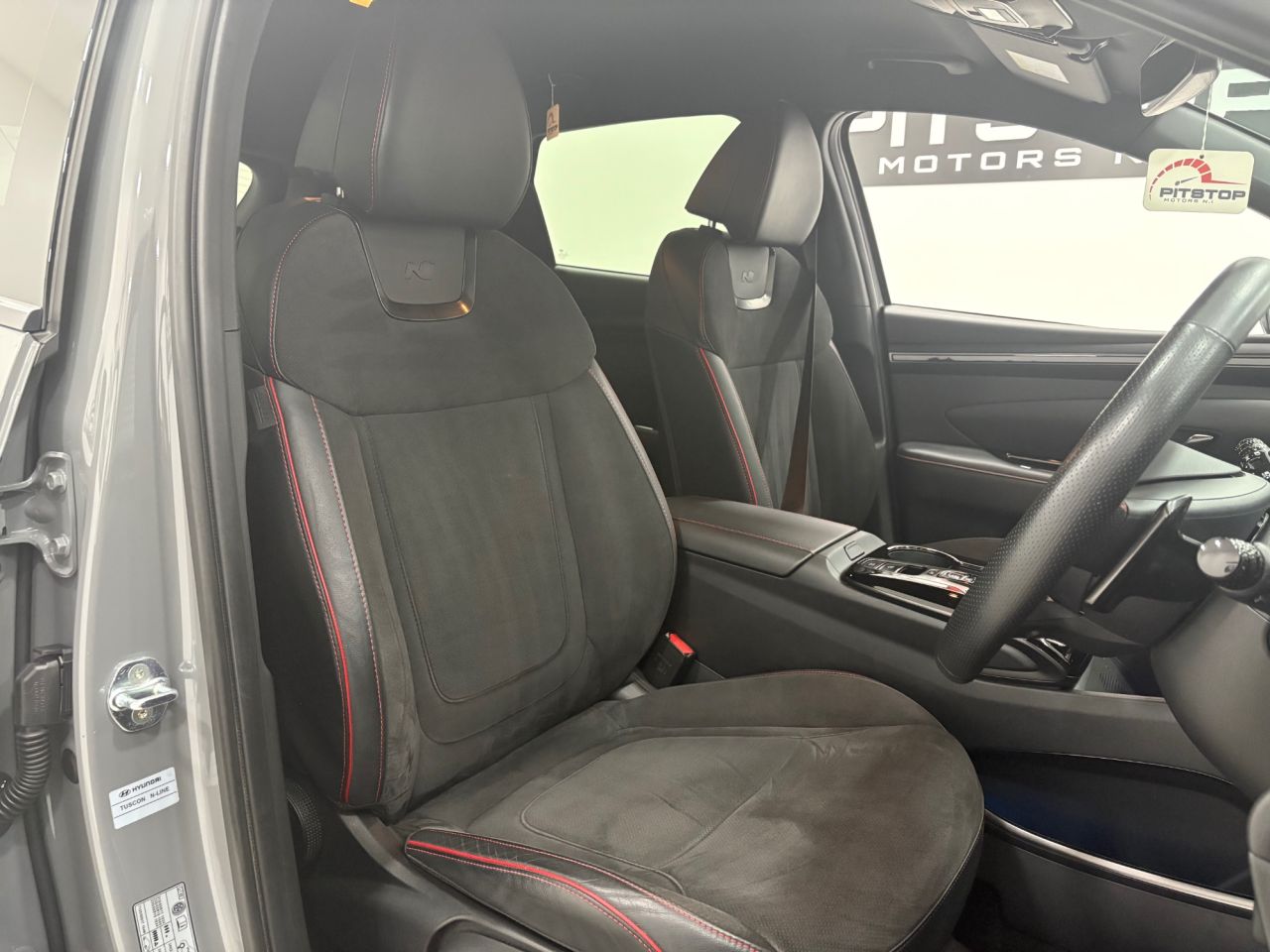 2022 HYUNDAI TUCSON 1.6 h T-GDi N Line SUV 5dr Petrol Hybrid Auto Euro 6 (s/s) (230 ps) - vehicle photo 29 for sale on PureCar
