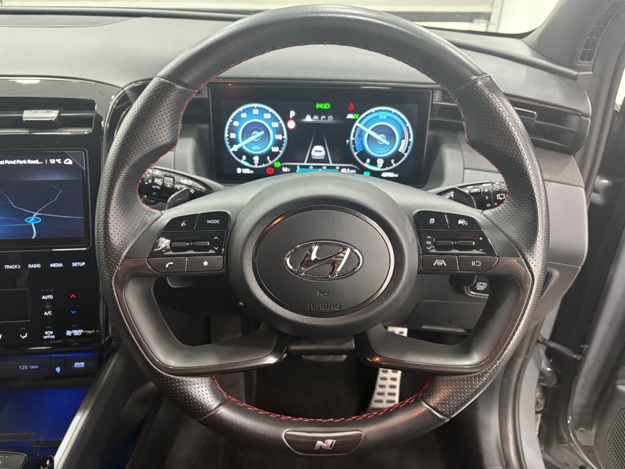 2022 HYUNDAI TUCSON 1.6 h T-GDi N Line SUV 5dr Petrol Hybrid Auto Euro 6 (s/s) (230 ps) - vehicle photo 32 for sale on PureCar