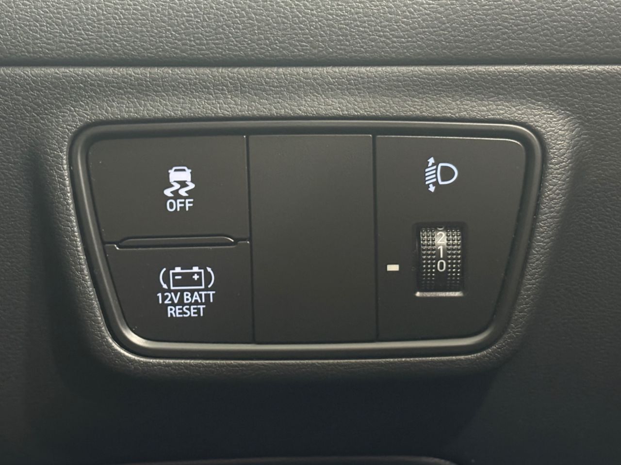 2022 HYUNDAI TUCSON 1.6 h T-GDi N Line SUV 5dr Petrol Hybrid Auto Euro 6 (s/s) (230 ps) - vehicle photo 41 for sale on PureCar