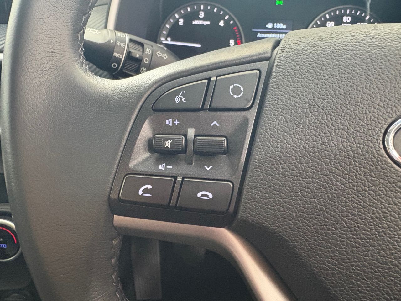 2020 HYUNDAI TUCSON 1.6 CRDi MHEV SE Nav SUV 5dr Diesel Hybrid Manual Euro 6 (s/s) (115 ps) - vehicle photo 35 for sale on PureCar