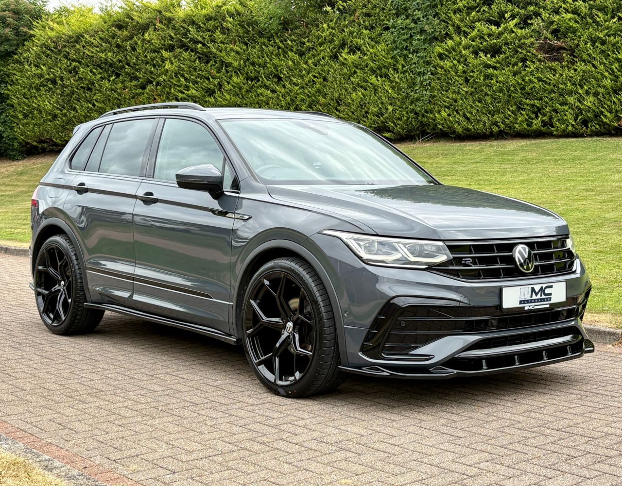 VOLKSWAGEN TIGUAN 2021