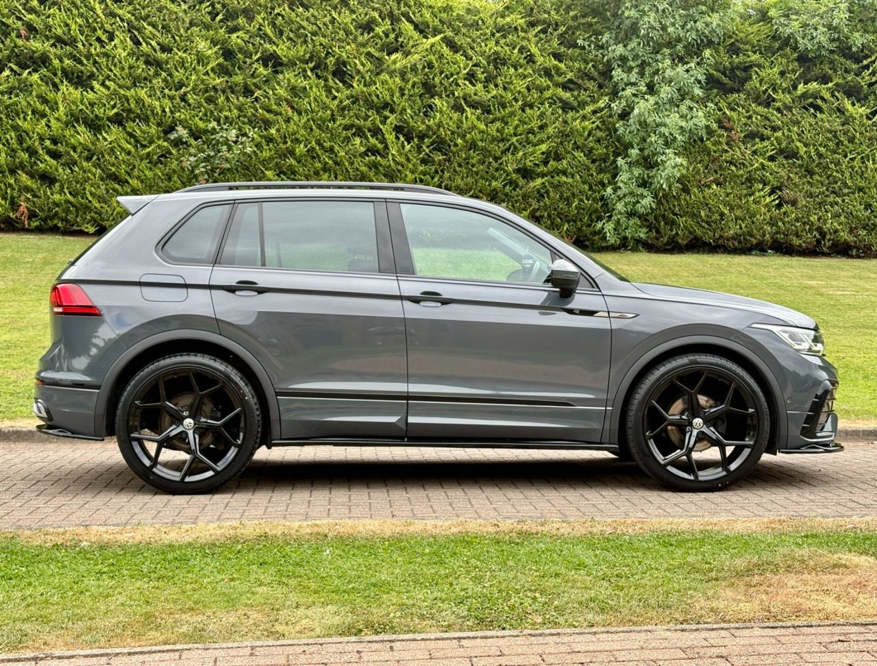 2021 VOLKSWAGEN TIGUAN 2.0 TDI R-Line SUV 5dr Diesel DSG Euro 6 (s/s) (150 ps) - vehicle photo 7 for sale on PureCar