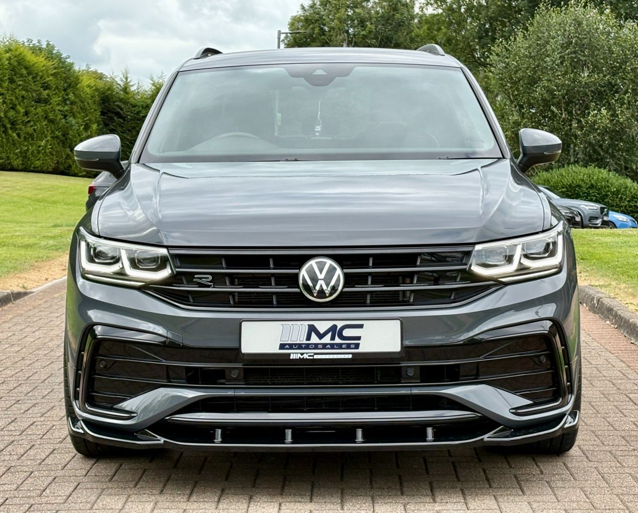 2021 VOLKSWAGEN TIGUAN 2.0 TDI R-Line SUV 5dr Diesel DSG Euro 6 (s/s) (150 ps) - vehicle photo 9 for sale on PureCar