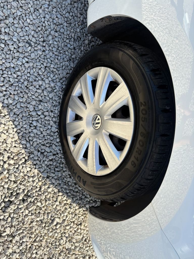 2015 Volkswagen Sharan — image 25