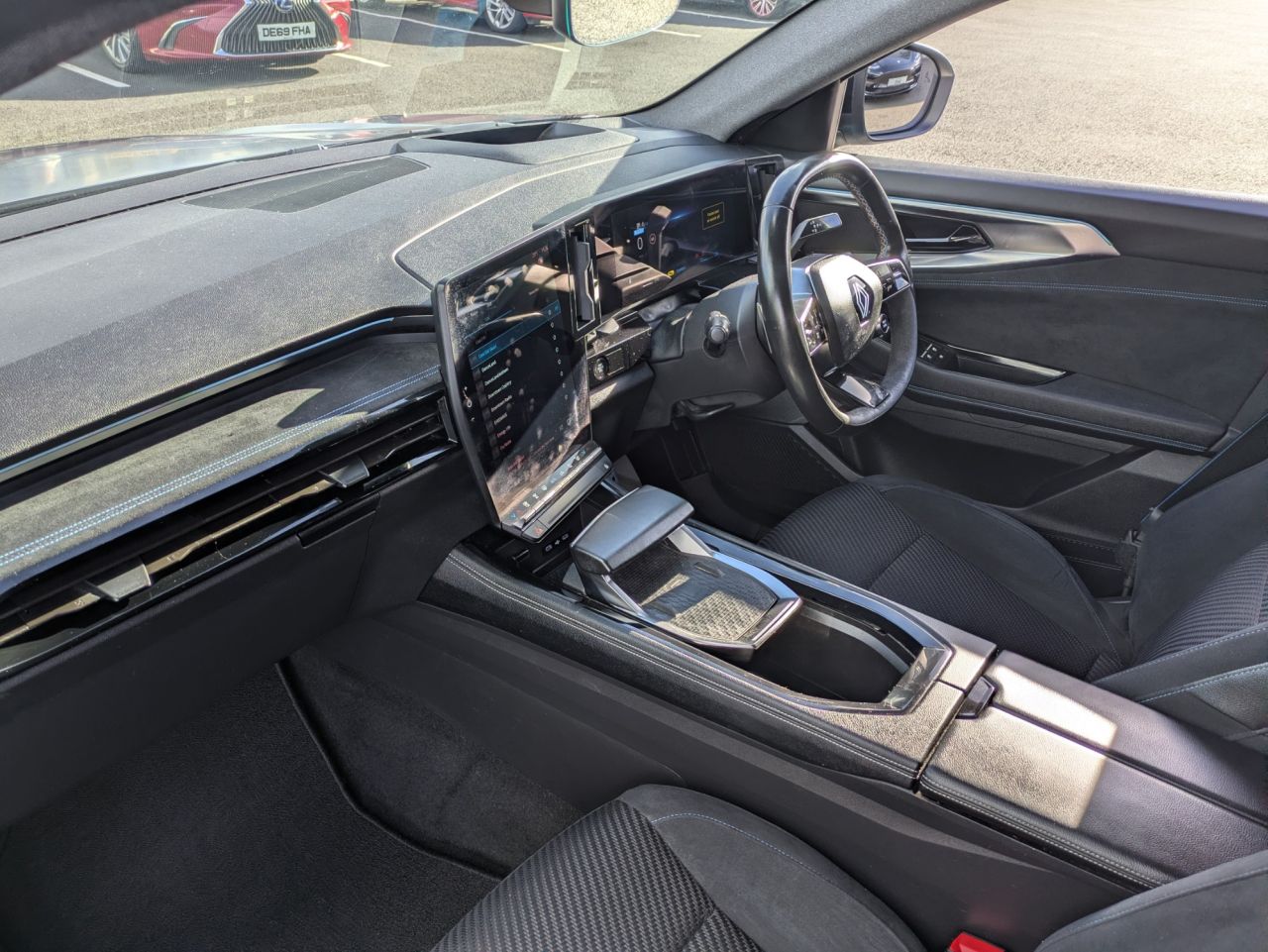 2023 RENAULT AUSTRAL 1.2L 5d AUTO 200 BHP Hatchback - vehicle photo 6 for sale on PureCar