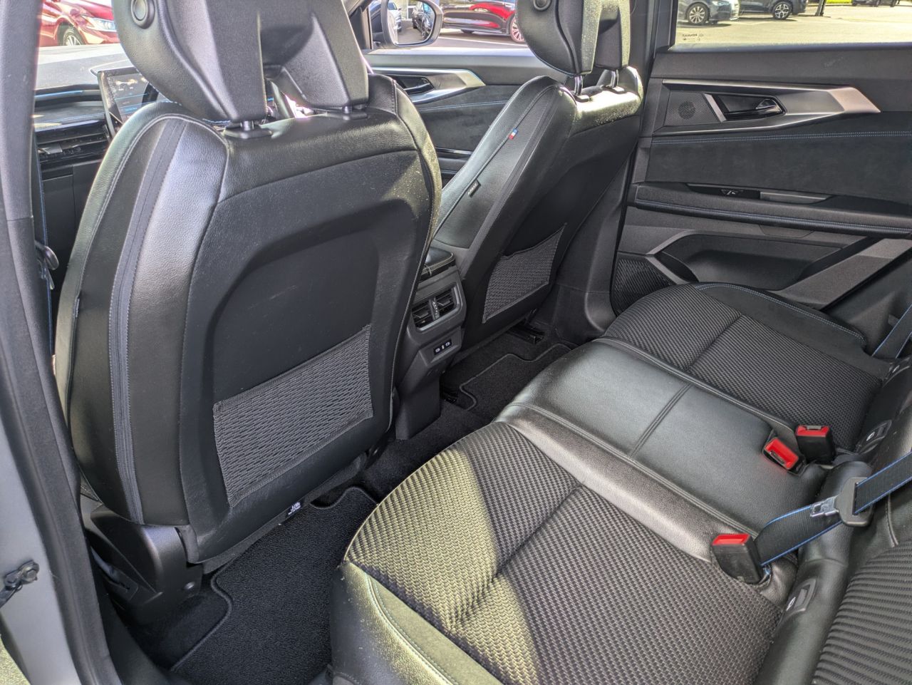 2023 RENAULT AUSTRAL 1.2L 5d AUTO 200 BHP Hatchback - vehicle photo 10 for sale on PureCar