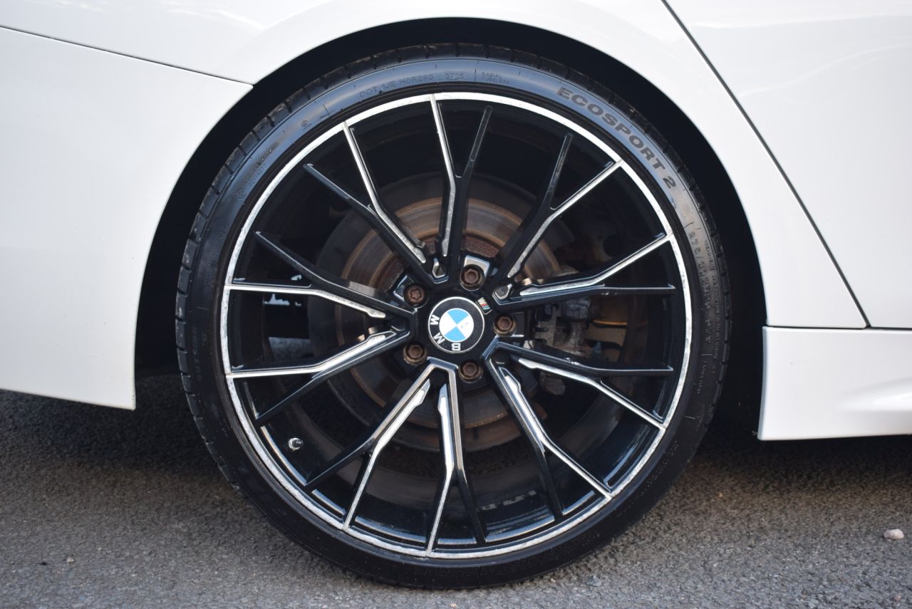 2016 BMW 4 SERIES GRAN COUPE 2.0 420d M Sport Hatchback 5dr Diesel Manual Euro 6 (s/s) (190 ps) Full Red - vehicle photo 18 for sale on PureCar