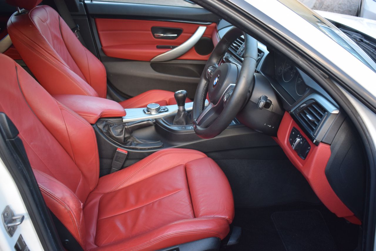 2016 BMW 4 SERIES GRAN COUPE 2.0 420d M Sport Hatchback 5dr Diesel Manual Euro 6 (s/s) (190 ps) Full Red - vehicle photo 20 for sale on PureCar