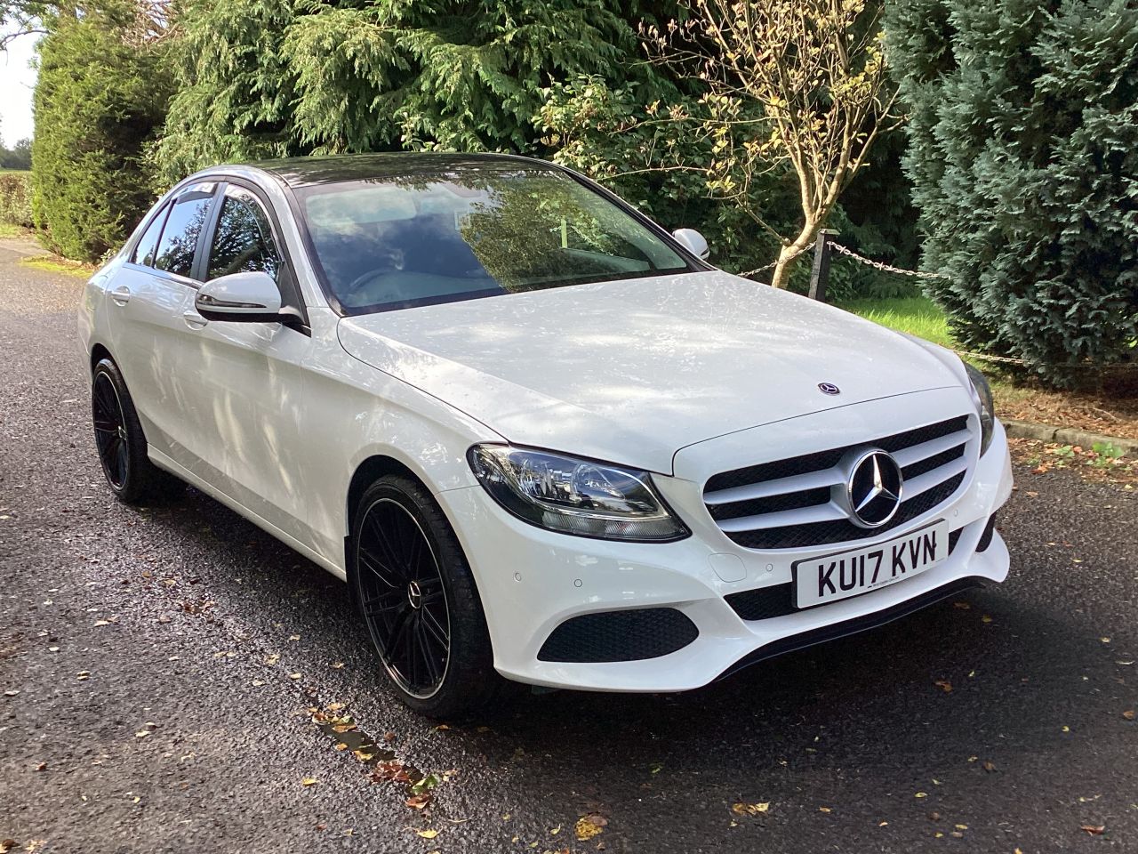 2017 MERCEDES C CLASS 2.1 C220d SE Executive Edition Saloon 4dr Diesel G-Tronic+ Euro 6 (s/s) (17 - vehicle photo 5 for sale on PureCar