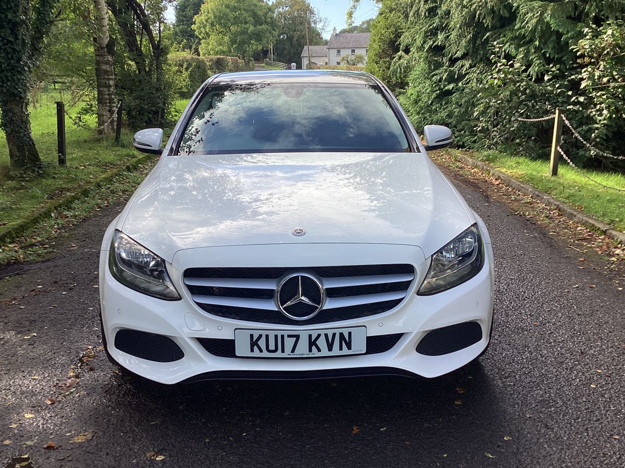 2017 MERCEDES C CLASS 2.1 C220d SE Executive Edition Saloon 4dr Diesel G-Tronic+ Euro 6 (s/s) (17 - vehicle photo 6 for sale on PureCar