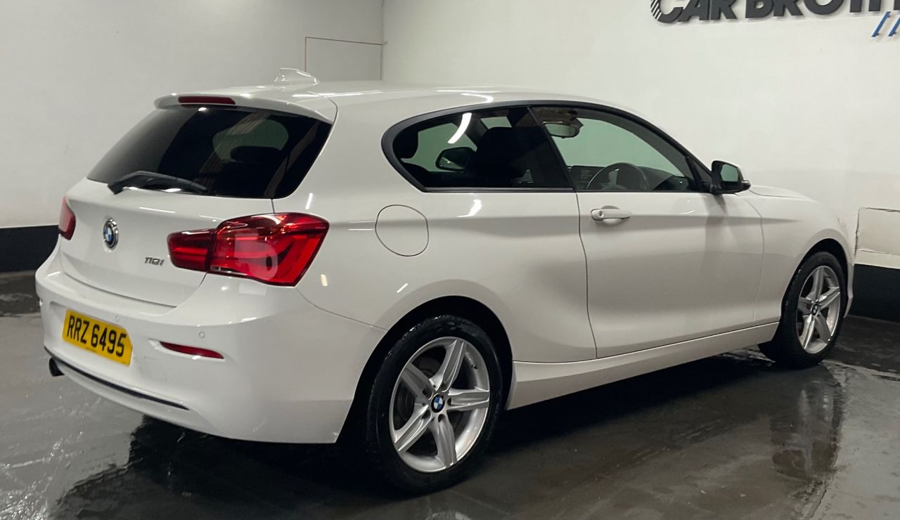 2017 BMW 1 SERIES 1.5 118i Sport Hatchback 3dr Petrol Manual Euro 6 (s/s) (136 ps) - vehicle photo 7 for sale on PureCar