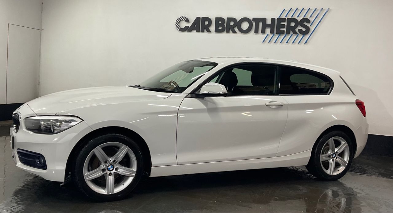 2017 BMW 1 SERIES 1.5 118i Sport Hatchback 3dr Petrol Manual Euro 6 (s/s) (136 ps) - vehicle photo 10 for sale on PureCar