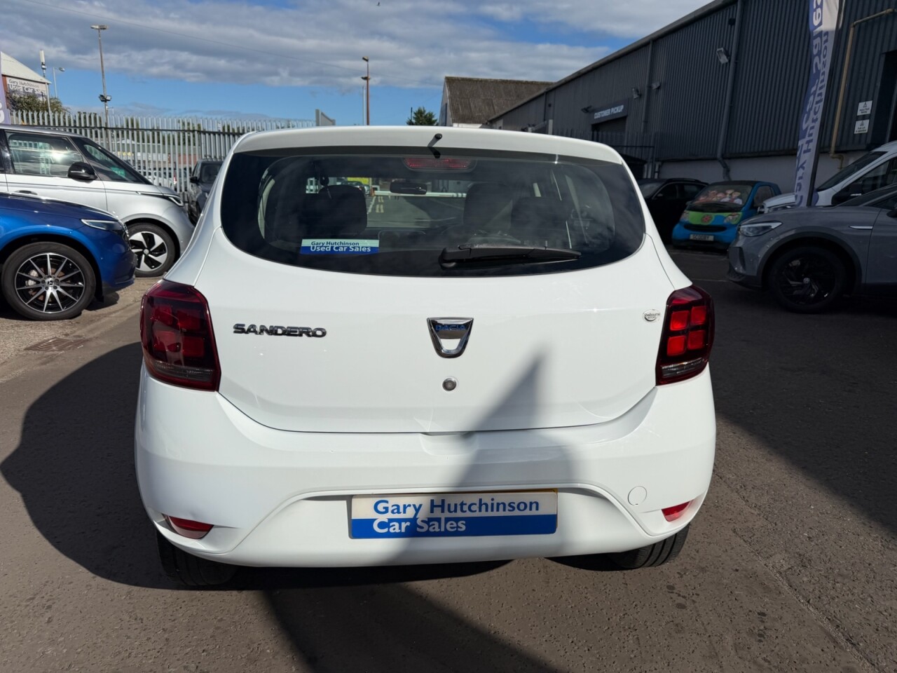 2019 DACIA SANDERO 1.0 SCe Essential Hatchback 5dr Petrol Manual Euro 6 (75 ps) ONLY 39250 GEN - vehicle photo 4 for sale on PureCar