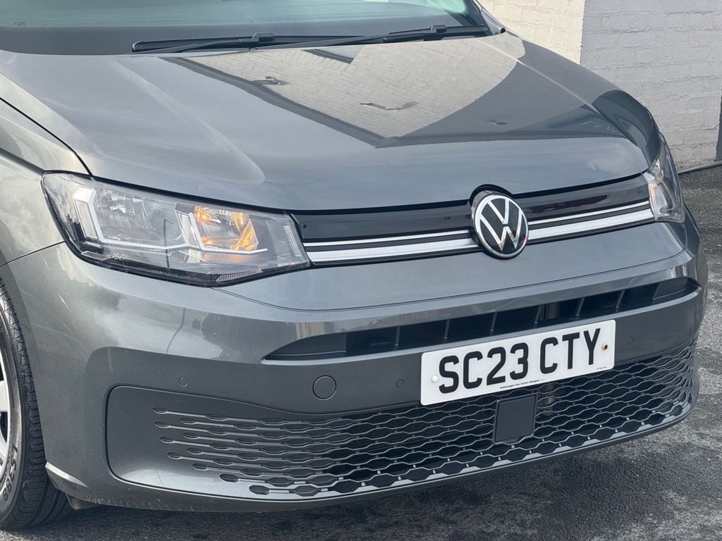 2023 Volkswagen Caddy Maxi — image 9