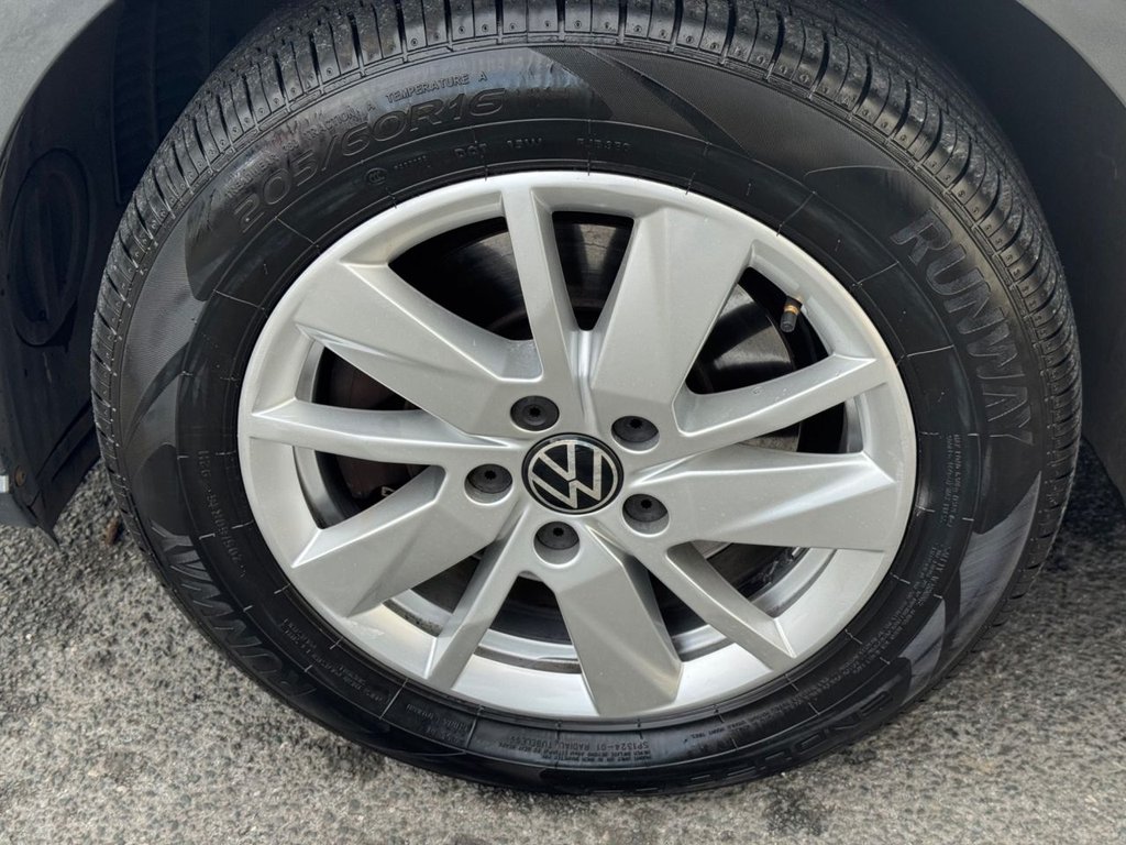 2023 Volkswagen Caddy Maxi — image 17