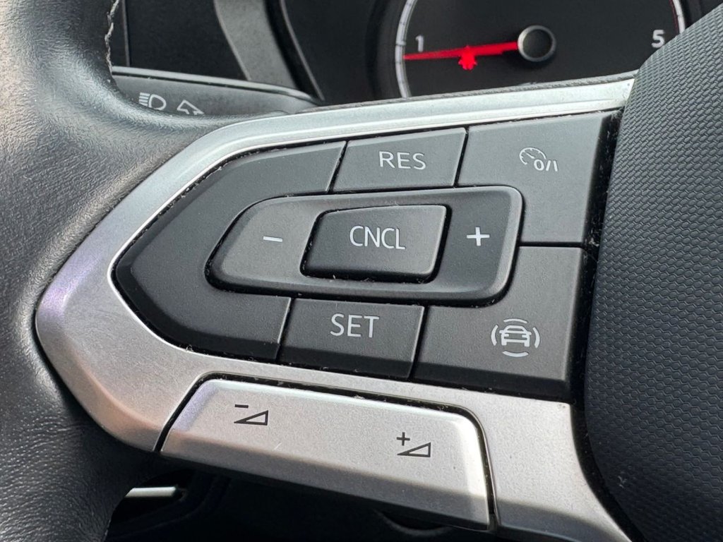 2023 Volkswagen Caddy Maxi — image 29