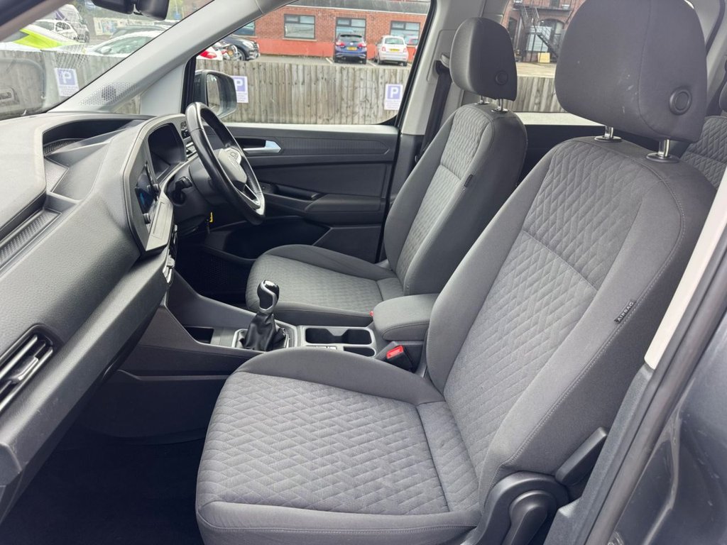 2023 Volkswagen Caddy Maxi — image 34