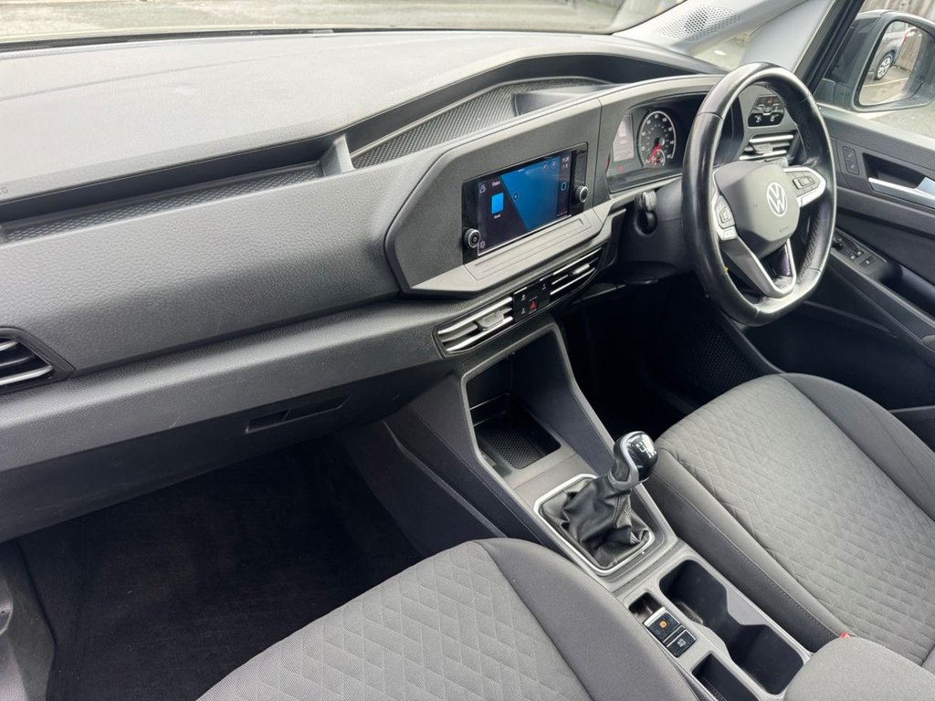 2023 Volkswagen Caddy Maxi — image 35